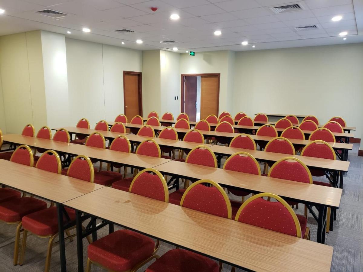 Hotel Diego De Almagro كاسترو المظهر الخارجي الصورة