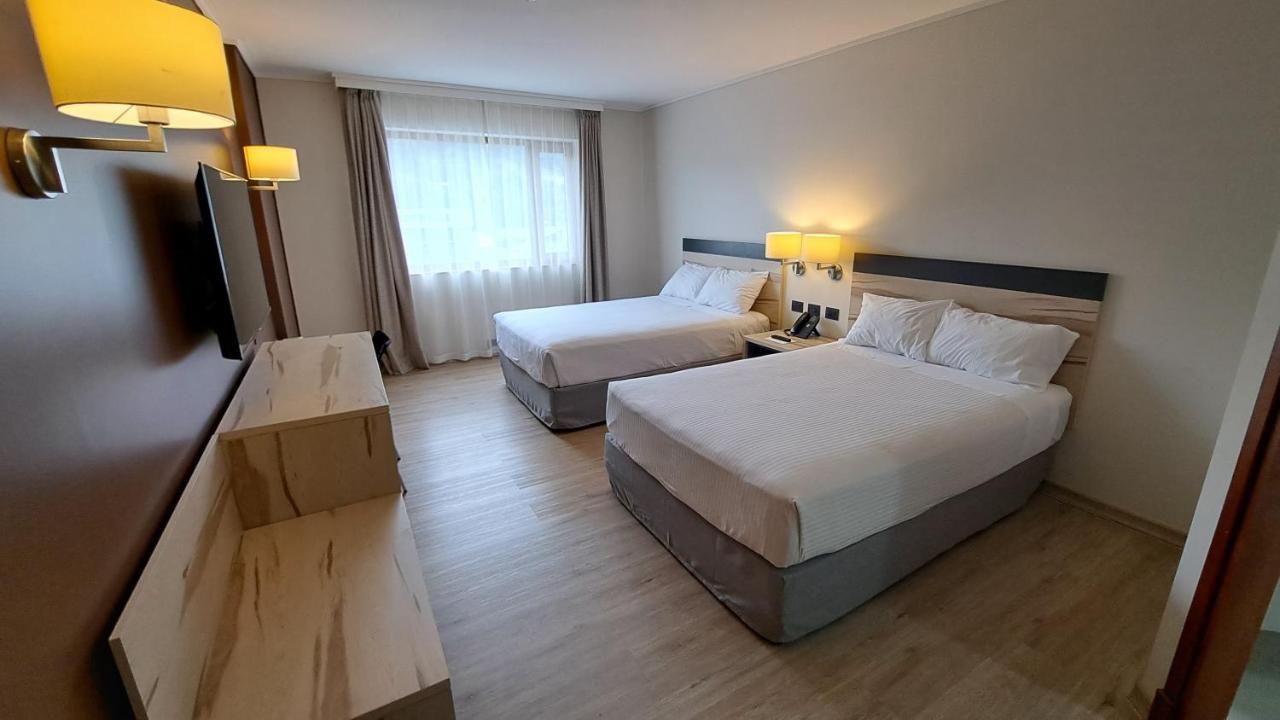 Hotel Diego De Almagro كاسترو المظهر الخارجي الصورة